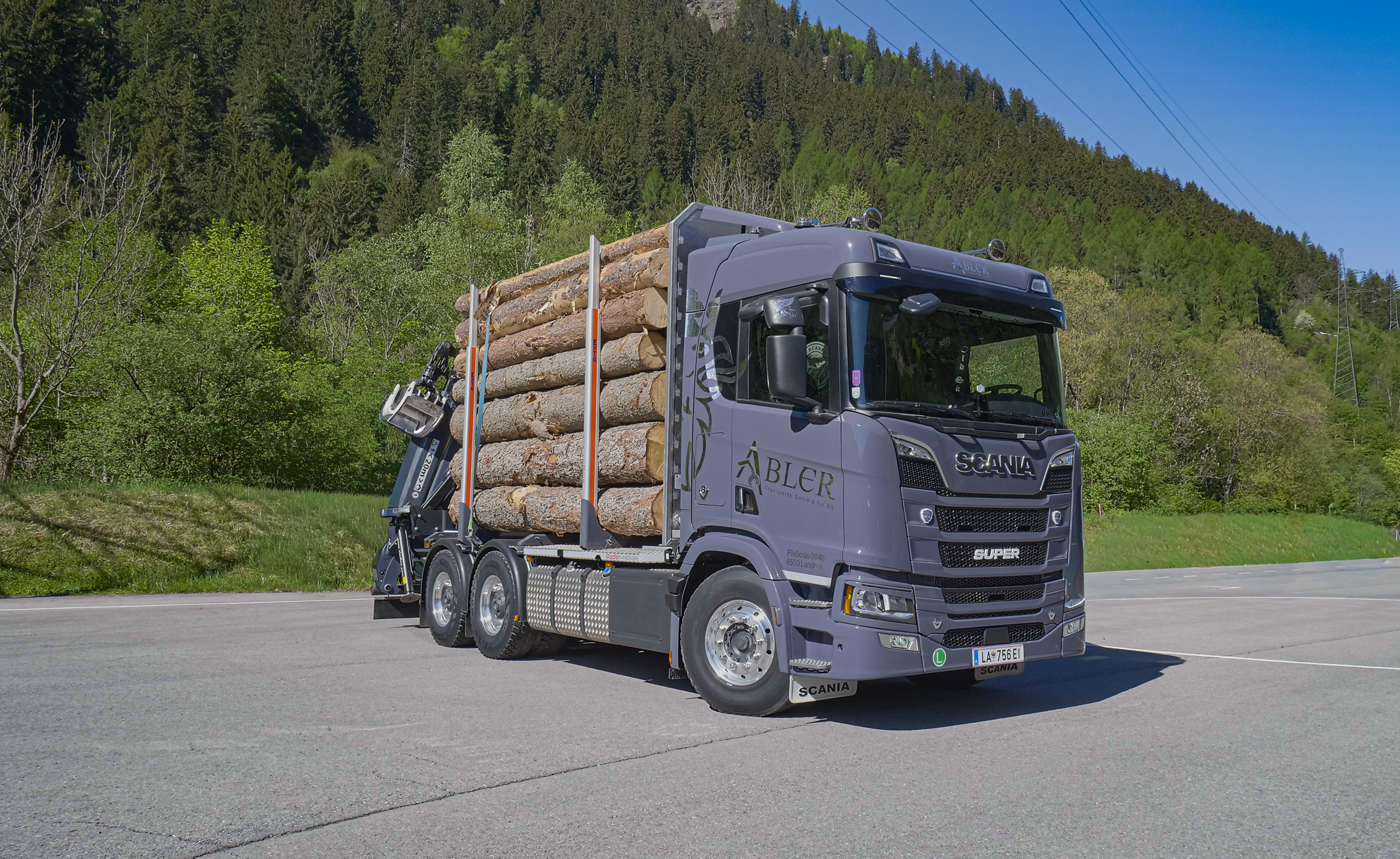 Abler Transporte Lkw beim Rundholztransport